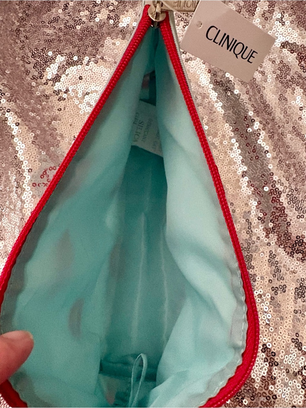 NWT Kate Spade Lip Print Cosmetic Pouch in White & Red - Picture 5 of 5